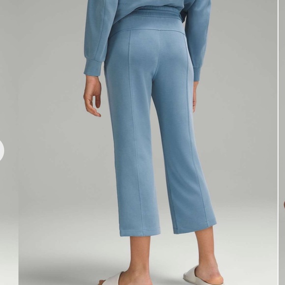 Lululemon Softstreme High-Rise Straight-Leg Cropped Pant Utility Blue - Picture 3 of 5